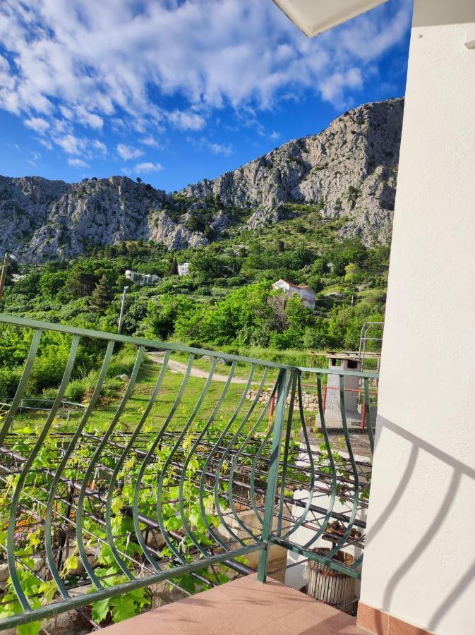 Apartment With 2 Balconies And Sea View Omiš Exteriér fotografie